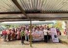 Sambut-HUT-Bhayangkara-ke-80,-Polres-Malaka-Salurkan-Bantuan-Sosial-Sembako-untuk-Masyarakat-Desa-Kamanasa