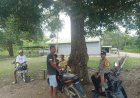 Dari-Pangkalan-Ojek-hingga-Rumah-Warga,-Polisi-Malaka-Timur-Bangun-Keamanan-Bersama