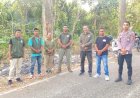 Polsek-Malaka-Tengah-Bersama-Kehutanan-dan-Warga-Patroli-Hutan-Jati-Kateri,-Cegah-Karhutla-Sejak-Dini