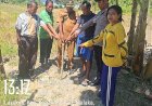Bhabinkamtibmas-Polsek-Kobalima-Fasilitasi-Mediasi-Batas-Tanah,-Kedua-Pihak-Sepakat-Berdamai