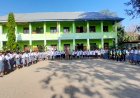 Polisi-Peduli-Pendidikan,-Kapolsek-Malaka-Tengah-Tanamkan-Disiplin-dan-Cegah-Kenakalan-Remaja-di-SMAK-Maria-Fatima-Betun
