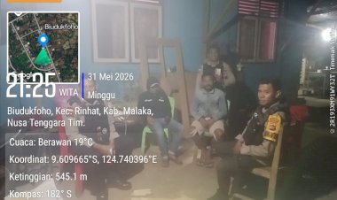Kehadiran-Polisi-di-Tengah-Masyarakat,-Patroli-Dialogis-Polsek-Rinhat-Perkuat-Rasa-Aman-Warga