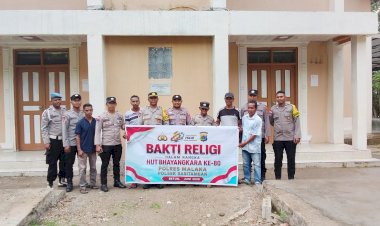 Sambut-HUT-Bhayangkara-ke-80,-Polsek-Sasitamean-Gelar-Bakti-Religi-Bersama-Masyarakat-di-Gereja-St.-Yohanes-Pemandi-Kaputu