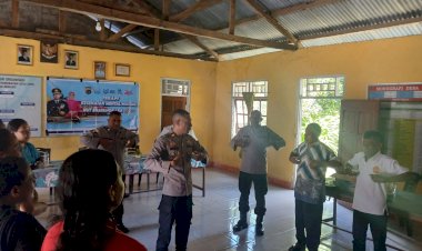 Polri-Peduli-Kesehatan-Mental,-Sidokkes-Polres-Malaka-Berikan-Terapi-USEFT-di-Desa-Bereliku
