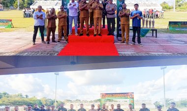 Sinergi-TNI-Polri-dan-Pemerintah-Daerah-Warnai-Pembukaan-Dansatgas-Pamtas-Cup,-Polsek-Kobalima-Pastikan-Turnamen-Berjalan-Aman