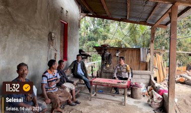 Bhabinkamtibmas-Polsek-Laenmanen-Intensifkan-Patroli-Dialogis,-Perkuat-Sinergi-Jaga-Kamtibmas