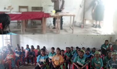 Tanamkan-Literasi-Digital-Sejak-Dini,-Kapolsek-Wewiku-Berikan-Edukasi-Etika-Bermedia-Sosial-kepada-Siswa-Baru