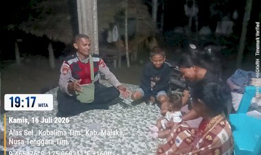 Satu-Jam-Menyapa-Warga,-Sejuta-Makna-Pengabdian:-Patroli-Humanis-Polsek-Kobalima-Hadir-Menjaga-Kamtibmas