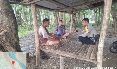 Duduk-Bersama-Warga,-Bhabinkamtibmas-Polsek-Weliman-Dengarkan-Curahan-Hati-Masyarakat-Demi-Kamtibmas-yang-Aman-dan-Harmonis