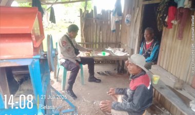 Polisi-Sambangi-Warga,-Polsek-Malaka-Barat-Perkuat-Pencegahan-Gangguan-Kamtibmas