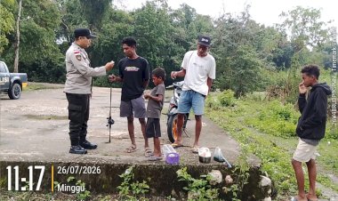 Polsek-Weliman-Gelar-Patroli-Dialogis,-Perkuat-Kehadiran-Polri-Jaga-Kamtibmas-Tetap-Kondusif