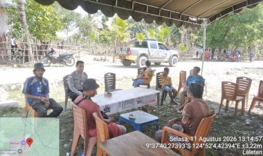 Siang-Hari-Tetap-Hadir,-Polsek-Weliman-Gelar-Patroli-Dialogis-Jaga-Keamanan-Warga