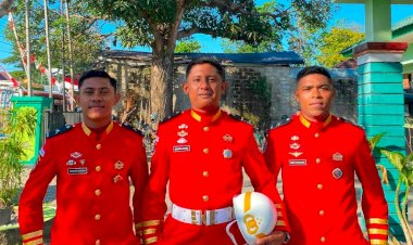 Dedikasi-untuk-Merah-Putih,-Tiga-Personel-Polres-Malaka-Kawal-Upacara-HUT-ke-81-Kemerdekaan-RI