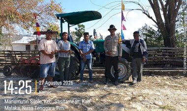 Polri-Kawal-Dukungan-Alsintan-untuk-Petani,-Empat-Traktor-Tiba-di-Desa-Manumutin-Silole