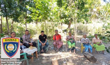 Bhabinkamtibmas-Polsek-Sasitamean-Sambangi-Warga-Kereana,-Bangun-Sinergi-Jaga-Kamtibmas