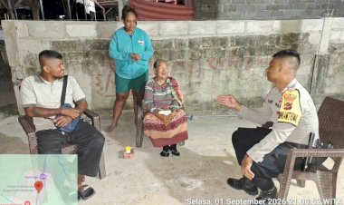 Bangun-Kedekatan-dengan-Warga,-Polisi-Hadir-Jaga-Keamanan-Malam-di-Weliman