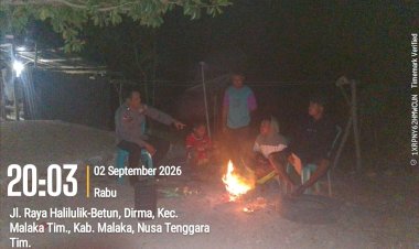 Pastikan-Warga-Tak-Sendirian,-Polisi-Hadir-Menyusuri-Aktivitas-Malam-di-Desa-Dirma