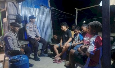 Cegah-Gangguan-Kamtibmas-Sejak-Dini,-Polsek-Sasitamean-Hadir-Jaga-Keamanan-Aktivitas-Warga