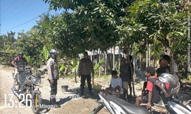 Patroli-Dialogis-Polsek-Wewiku-Perkuat-Kamtibmas,-Polisi-Hadir-di-Tengah-Masyarakat