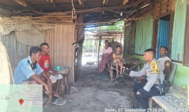 Bhabinkamtibmas-Weliman-Sambangi-Warga,-Perkuat-Kamtibmas-dan-Cegah-Kebakaran-Lahan