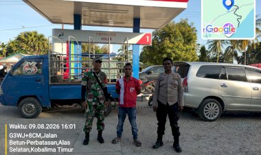 Polsek-Kobalima-Pastikan-Penyaluran-BBM-di-SPBU-Motamasin-Berjalan-Aman-dan-Tertib