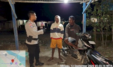 Kehadiran-Bhabinkamtibmas-Weliman-Jaga-Lingkungan-Tetap-Aman-dan-Kondusif