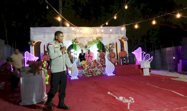 Polsek-Sasitamean-Amankan-Pesta-Pernikahan,-Sampaikan-Imbauan-Kamtibmas-kepada-Warga