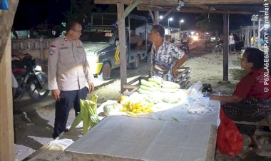 Polsek-Malaka-Barat-Rangkul-Orang-Tua-dan-Pemuda-Jaga-Kamtibmas-melalui-Patroli-Dialogis