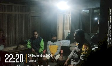 Cegah-Gangguan-Kamtibmas-Sejak-Dini,-Polsek-Rinhat-Edukasi-Warga-Melalui-Patroli-Dialogis