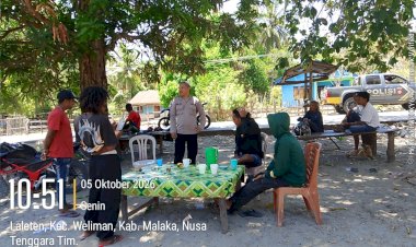 Patroli-Dialogis-Polsek-Weliman-Hadir-Menyapa-Warga,-Jaga-Situasi-Kamtibmas-Tetap-Aman-dan-Kondusif