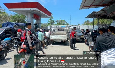 Patroli-Presisi-Polres-Malaka-Hadir-di-SPBU,-Pastikan-Pelayanan-BBM-dan-Arus-Lalu-Lintas-Tetap-Lancar