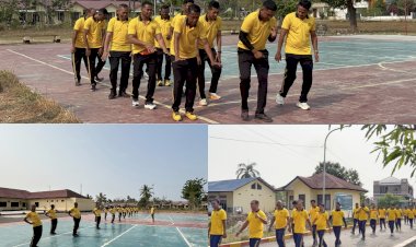 Jaga-Kebugaran-dan-Lestarikan-Budaya-Lokal,-Wakapolres-Malaka-Pimpin-Jalan-Sehat,-Senam,-dan-Tarian-Jai-Bersama-Personel