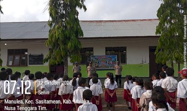 Polsek-Sasitamean-Edukasi-Siswa-SDK-Kaputu-tentang-Disiplin,-Bahaya-Narkoba,-dan-Keamanan-Digital