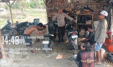 Patroli-Dialogis-di-Kobalima-Timur,-Polres-Malaka-Ajak-Warga-Jaga-Kamtibmas-dan-Waspadai-TPPO