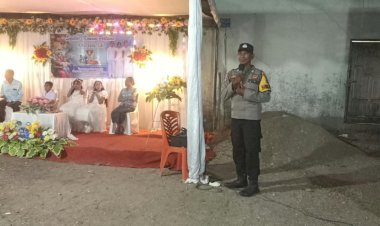 Patroli-Dialogis-Polsek-Malaka-Timur-Perkuat-Keamanan-dan-Ketertiban-dalam-Syukuran-Sambut-Baru