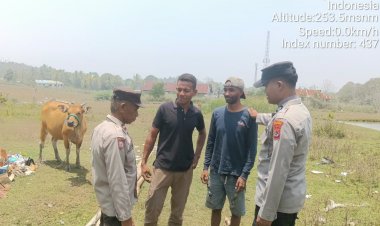 Patroli-Humanis-di-Sasitamean,-Polri-Ajak-Warga-Ciptakan-Lingkungan-Aman-dan-Kondusif