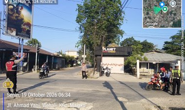 Polres-Malaka-Hadir-Sejak-Pagi,-Strong-Point-Dukung-Kelancaran-Aktivitas-dan-Keselamatan-Pengguna-Jalan