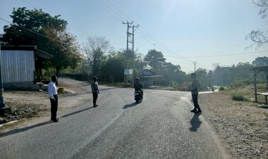 Polres-Malaka-Hadir-di-Cabang-Webua,-Strong-Point-Pagi-Dukung-Keselamatan-Pengguna-Jalan