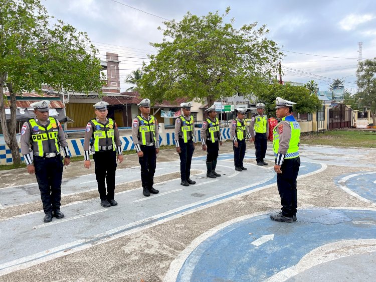 Satlantas Polres Malaka Intensifkan Pengaturan Pagi dan Edukasi Keselamatan Berlalu Lintas di Kota Betun
