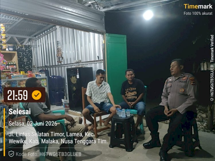Edukasi Warga Saat Patroli, Polsek Wewiku Perkuat Pencegahan Tindak Kriminal