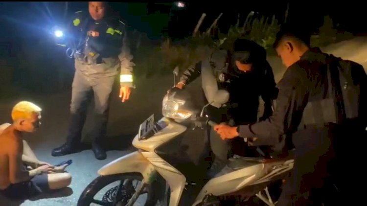 Patroli Turjawali Polres Malaka amankan pemuda yang melakukan penghadangan di Desa Lakekun Barat