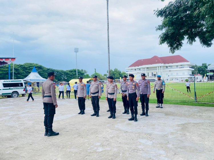 Polres Malaka Gelar Apel Pengecekan Personel Pengamanan Turnamen Sepak Bola Novanto Cup III