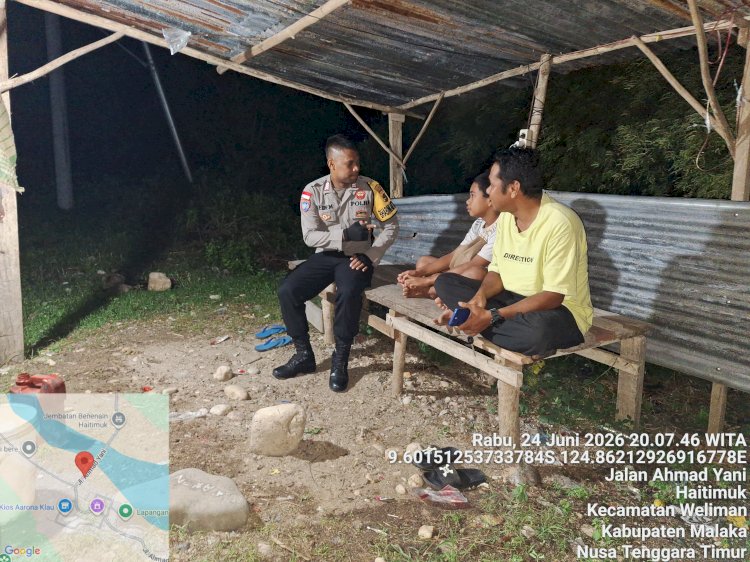 Duduk bersama masyarakat, Bhabinkamtibmas Polsek Weliman sampaikan pesan kamtibmas