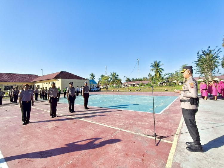 22 Personel Naik Pangkat, Kapolres Malaka: Jadikan Amanah untuk Meningkatkan Pengabdian kepada Masyarakat