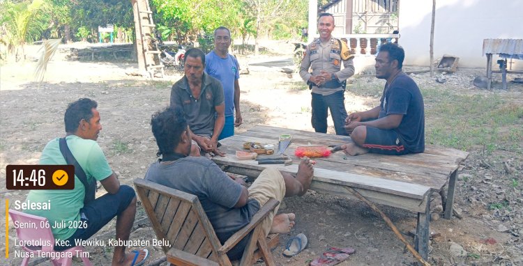 Menyapa Warga di Tengah Aktivitas Siang Hari, Polsek Wewiku Perkuat Kamtibmas Lewat Patroli Dialogis