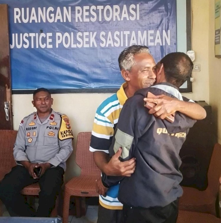 Merajut Kembali Persaudaraan, Polsek Sasitamean Selesaikan Perselisihan Melalui Jalan Damai