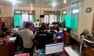 Tuntas P-21, DitresPPA-PPO Polda NTT Serahkan Tersangka dan Barang Bukti Kasus Dugaan Persetubuhan dan Pemerkosaan ke Kejari Kota Kupang