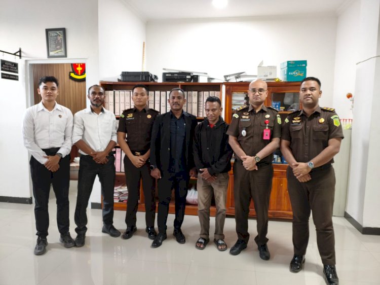 Polres Malaka Tuntaskan Tahap II Perkara Dugaan Korupsi Dana Desa Nabutaek, Tersangka Diserahkan kepada Jaksa Penuntut Umum