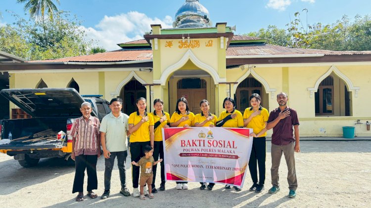 Semarak Hari Jadi ke-78 Polwan, Polwan Polres Malaka Gelar Bakti Sosial di Masjid Agung Al Jihad