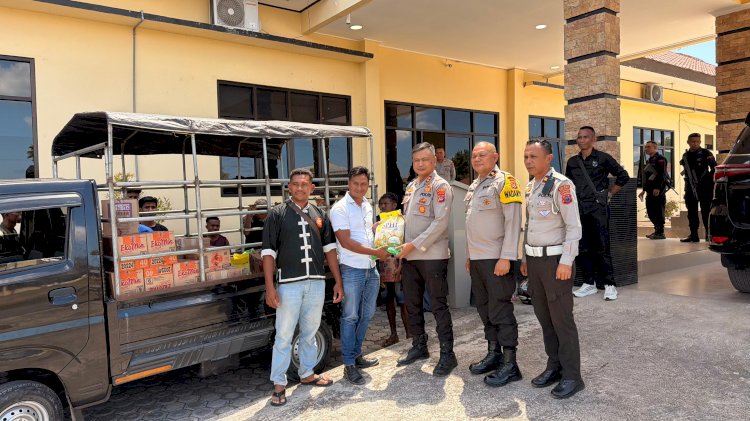IKS PI Kera Sakti Cabang Malaka Serahkan Bantuan Kemanusiaan untuk Korban Bencana Flores melalui Posko Peduli Flores Polres Malaka